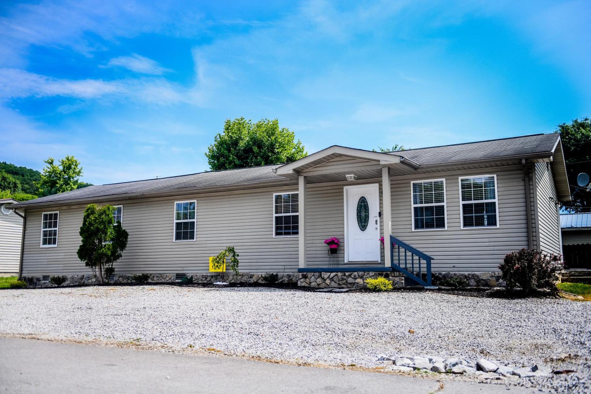 5 Star With Direct Access To Brimstone Recreation Game Room Comfortable Up To 4 Bedrooms Stylish Huntsville Екстер'єр фото